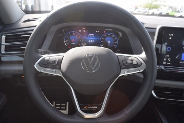 2024 Volkswagen Atlas 2.0T Peak Edition SEL in Indianapolis, IN - Andy Mohr Automotive