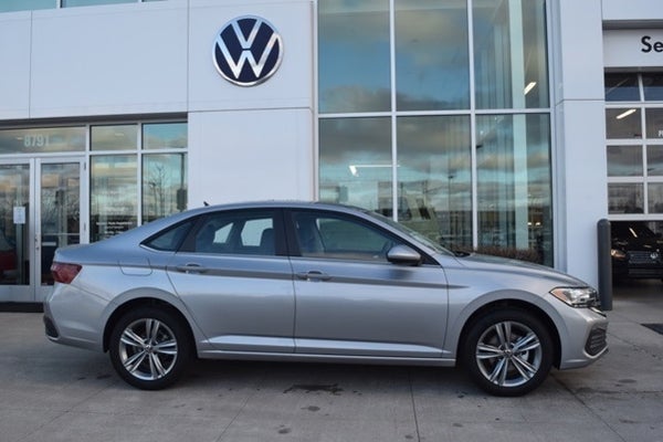 2024 Volkswagen Jetta 1.5T SE in Indianapolis, IN - Andy Mohr Automotive