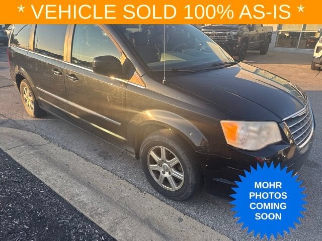 2010 Chrysler Town & Country Touring