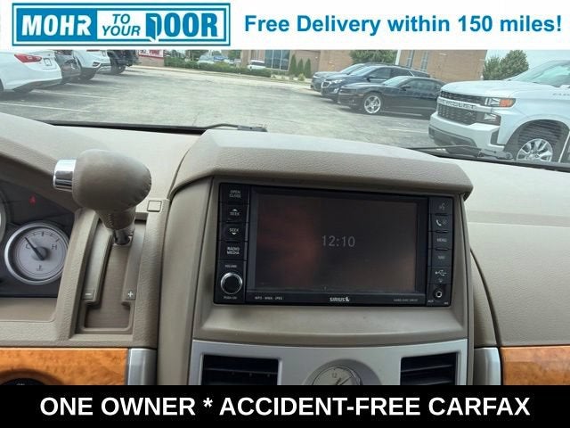 2010 Chrysler Town & Country Limited