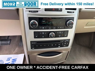 2010 Chrysler Town & Country Limited