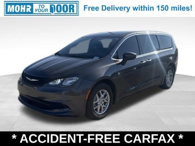 2022 Chrysler Voyager LX