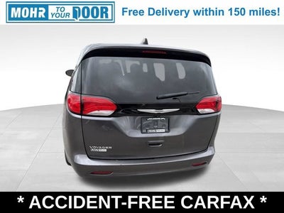 2022 Chrysler Voyager LX