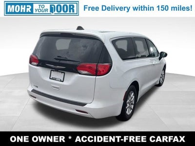 2022 Chrysler Voyager LX
