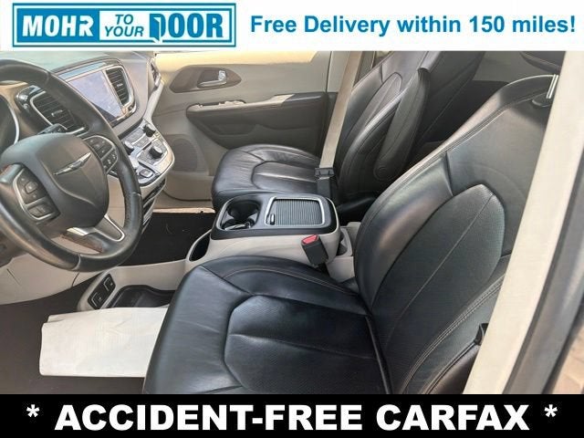 2017 Chrysler Pacifica Touring-L Plus
