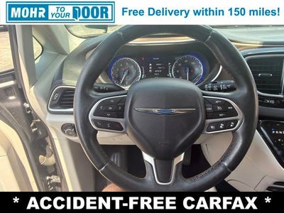 2017 Chrysler Pacifica Touring-L Plus