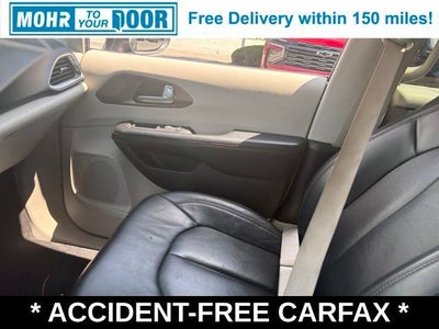 2017 Chrysler Pacifica Touring-L Plus