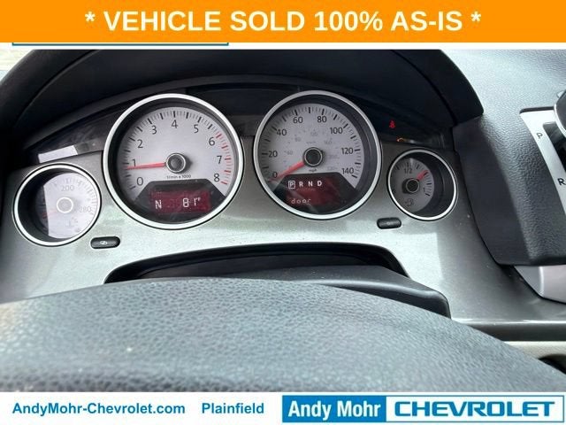 2010 Volkswagen Routan SE
