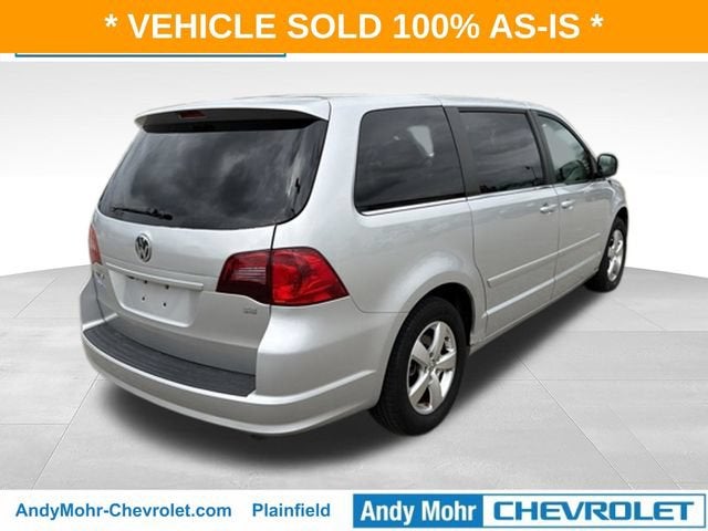 2010 Volkswagen Routan SE
