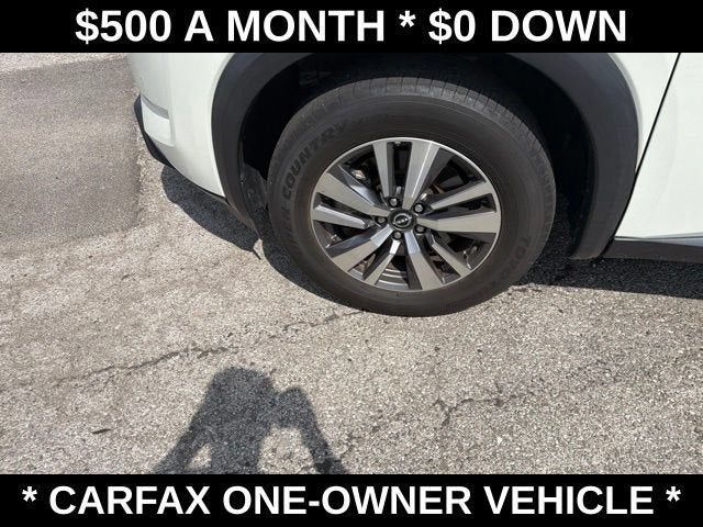 2023 Nissan Pathfinder SL
