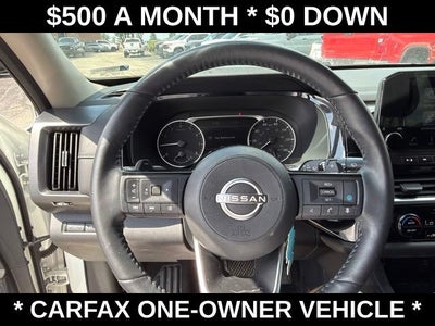 2023 Nissan Pathfinder SL