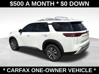 2023 Nissan Pathfinder SL
