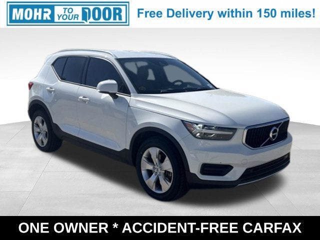 2019 Volvo XC40 Momentum