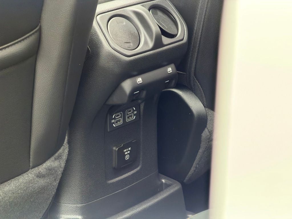 2023 Jeep Wrangler Sahara HIGH ALTITUDE