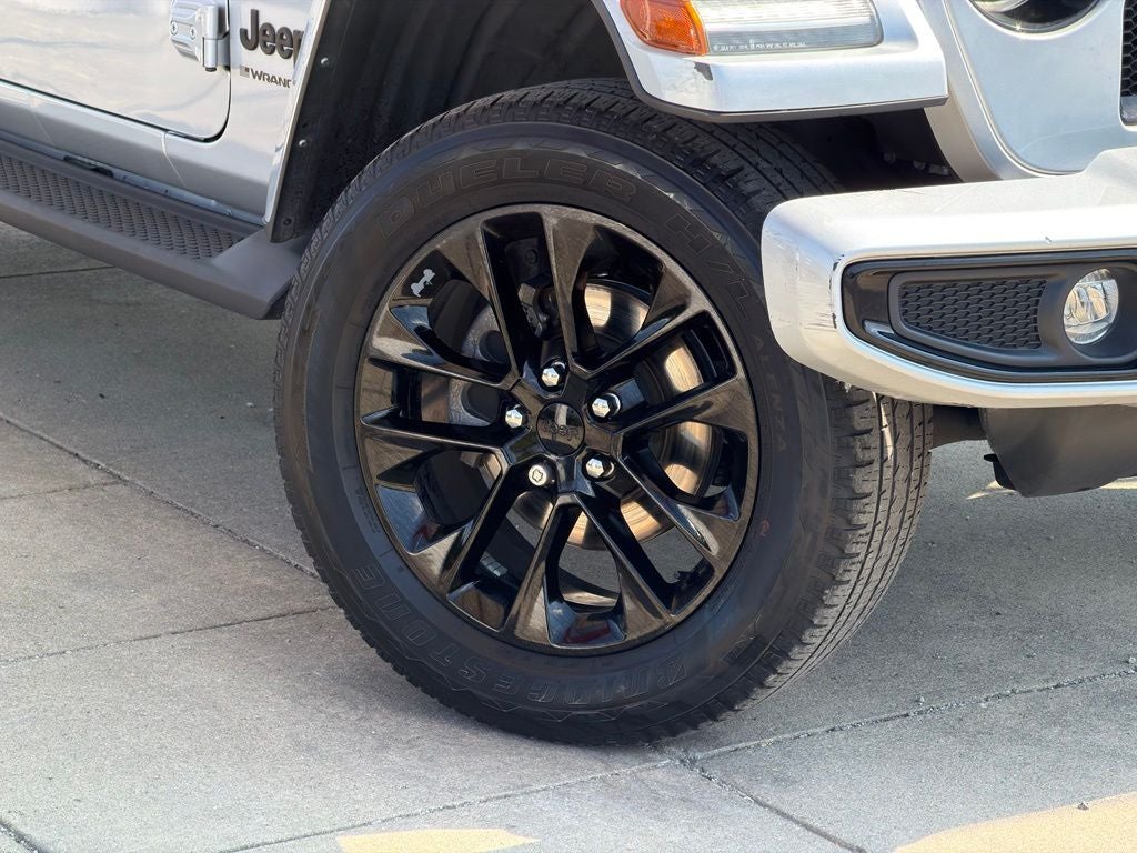 2023 Jeep Wrangler Sahara HIGH ALTITUDE