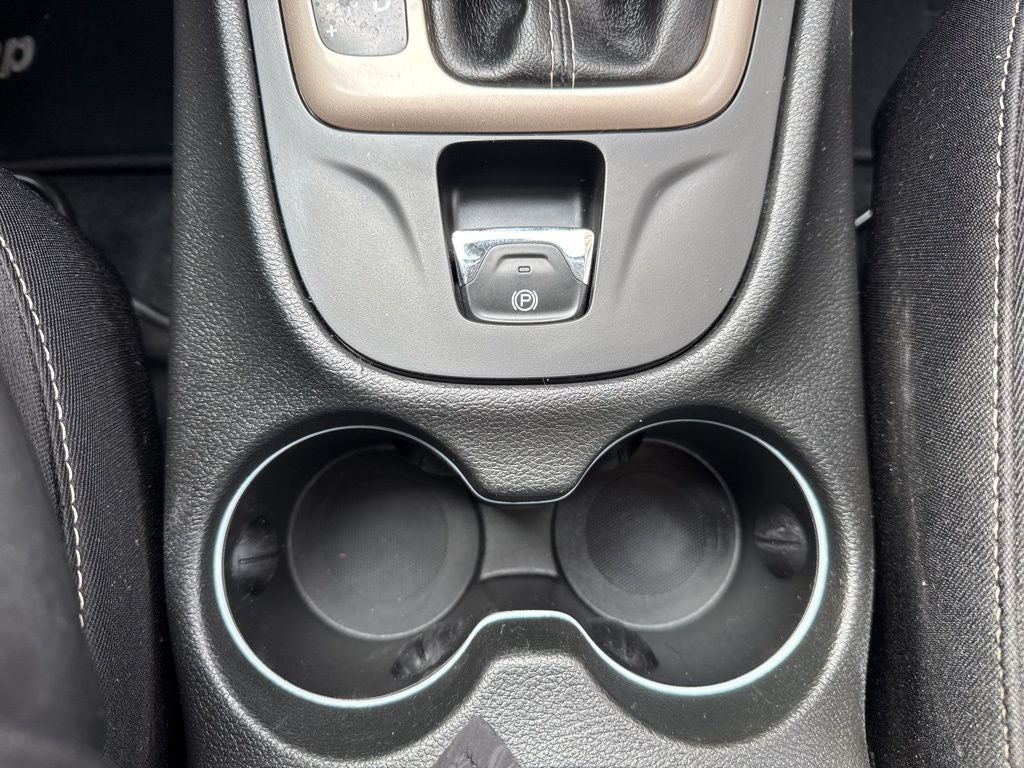 2015 Jeep Cherokee Sport