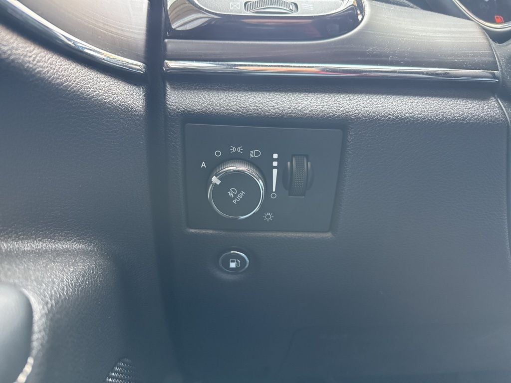 2021 Jeep Grand Cherokee 80th Anniversary Edition