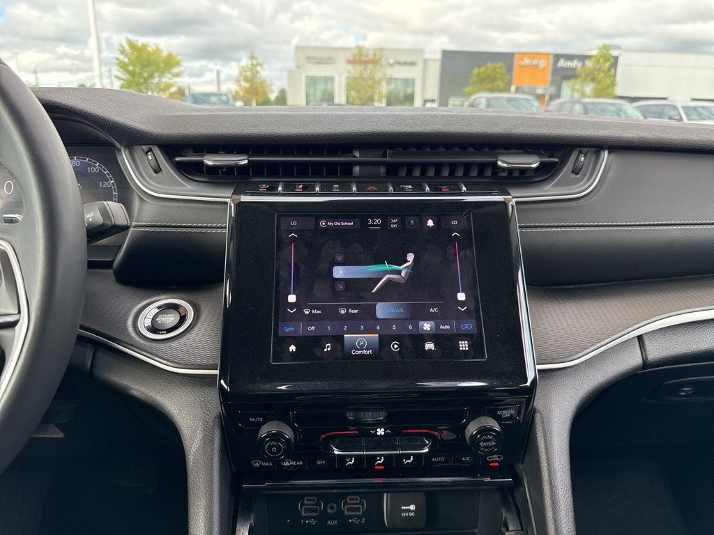 2024 Jeep Grand Cherokee Laredo