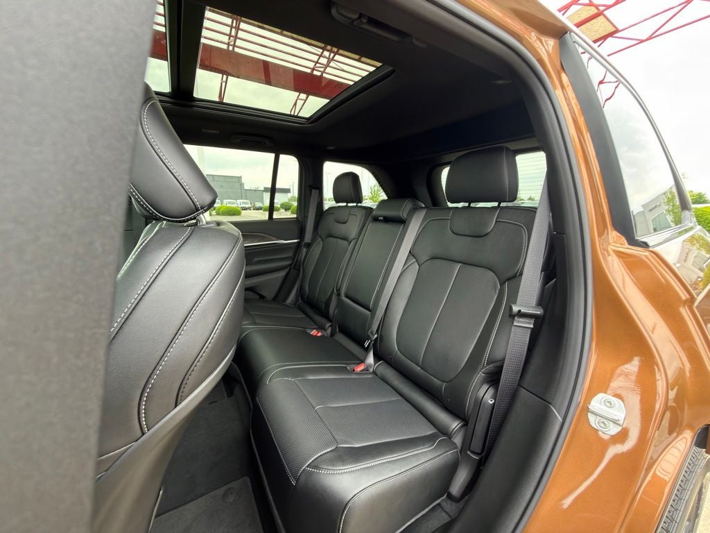 2026 Jeep Grand Cherokee Limited Reserve