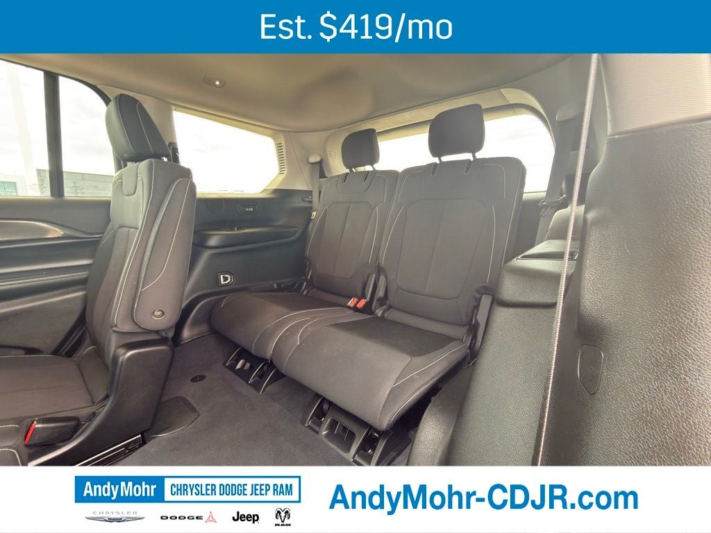 2023 Jeep Grand Cherokee L Laredo