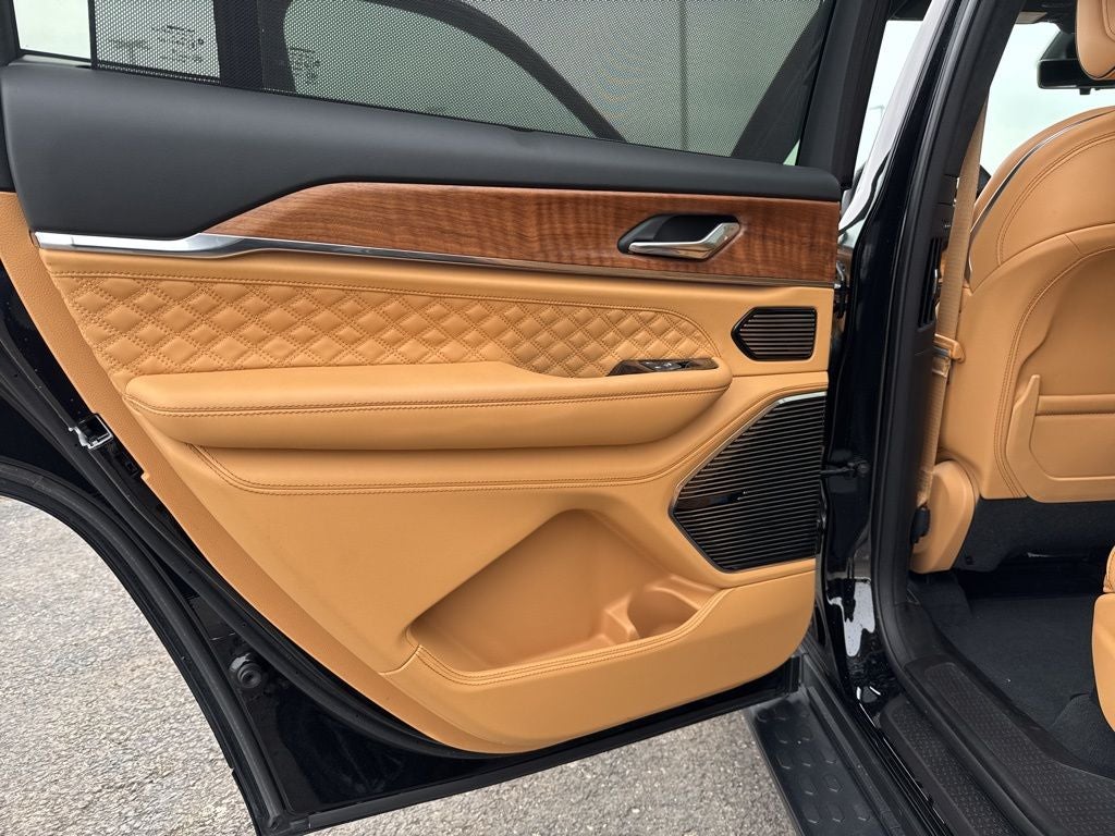 2024 Jeep Grand Cherokee L Summit