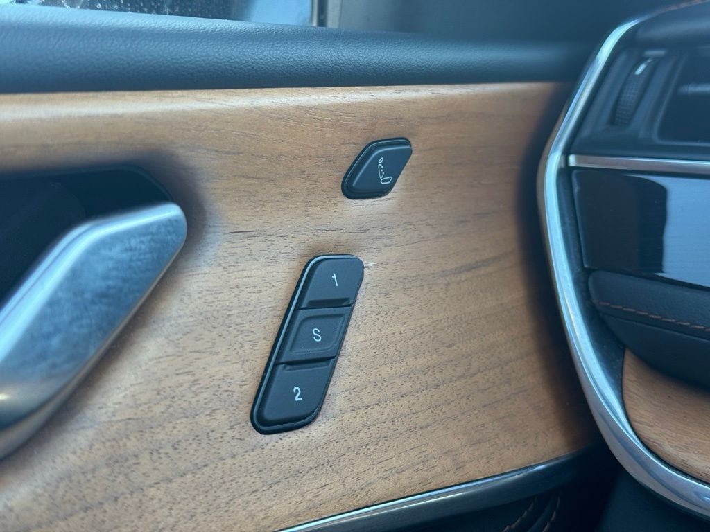 2023 Jeep Grand Cherokee L Summit