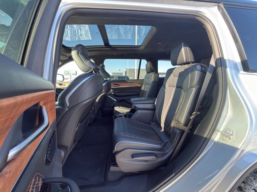 2023 Jeep Grand Cherokee L Summit