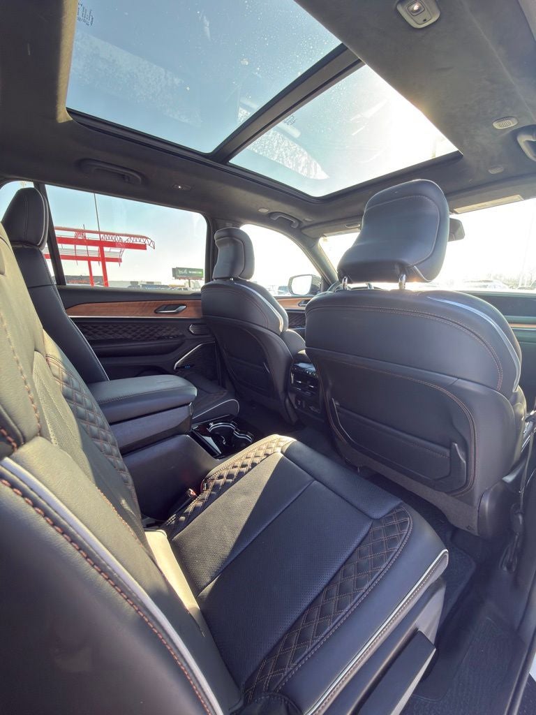 2023 Jeep Grand Cherokee L Summit