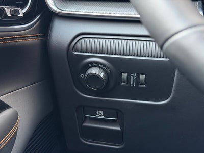 2026 Jeep Grand Wagoneer L Summit Reserve