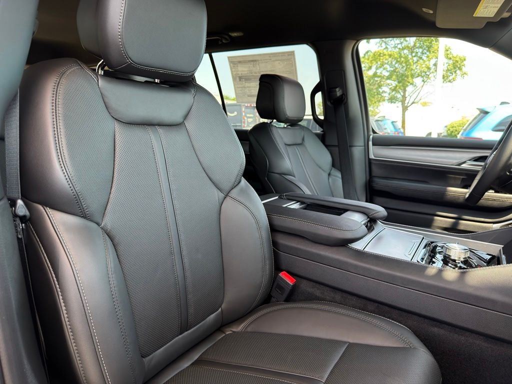 2026 Jeep Grand Wagoneer 4x4