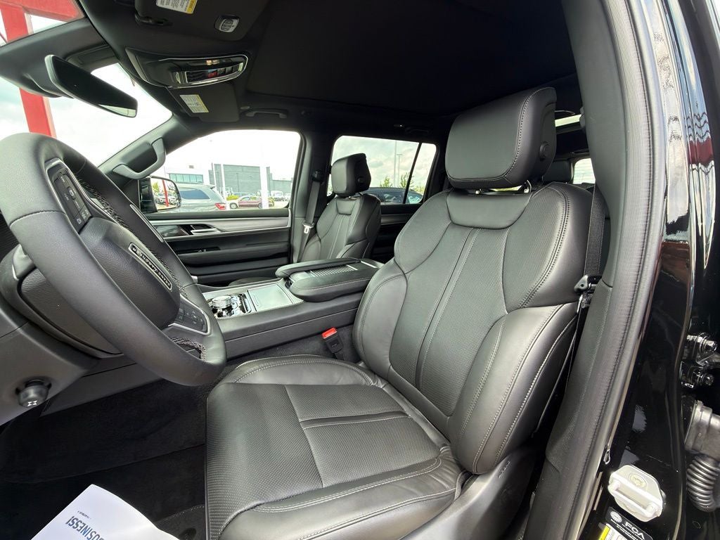 2026 Jeep Grand Wagoneer 4x4