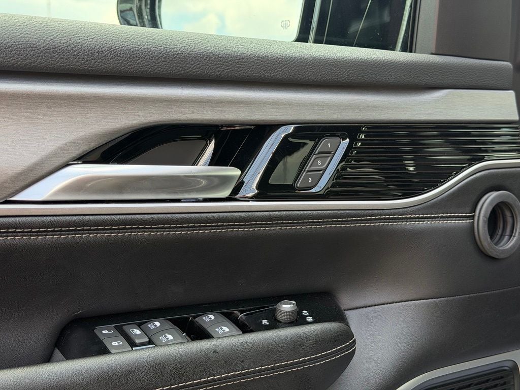 2026 Jeep Grand Wagoneer 4x4