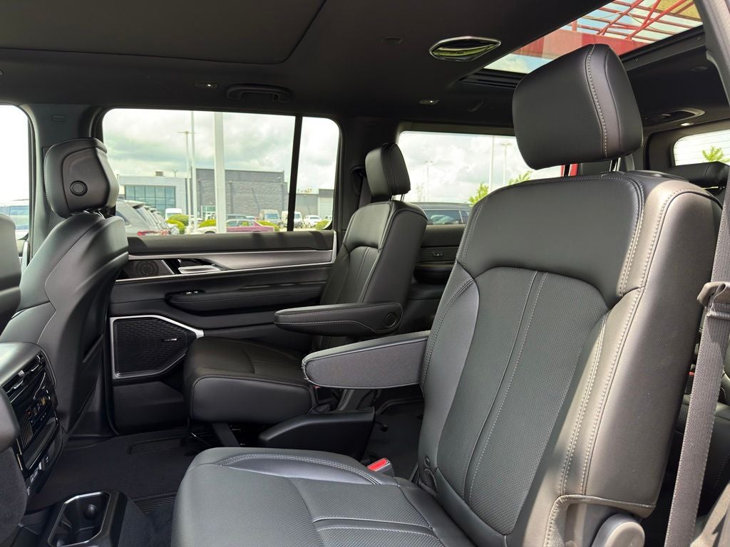 2026 Jeep Grand Wagoneer 4x4