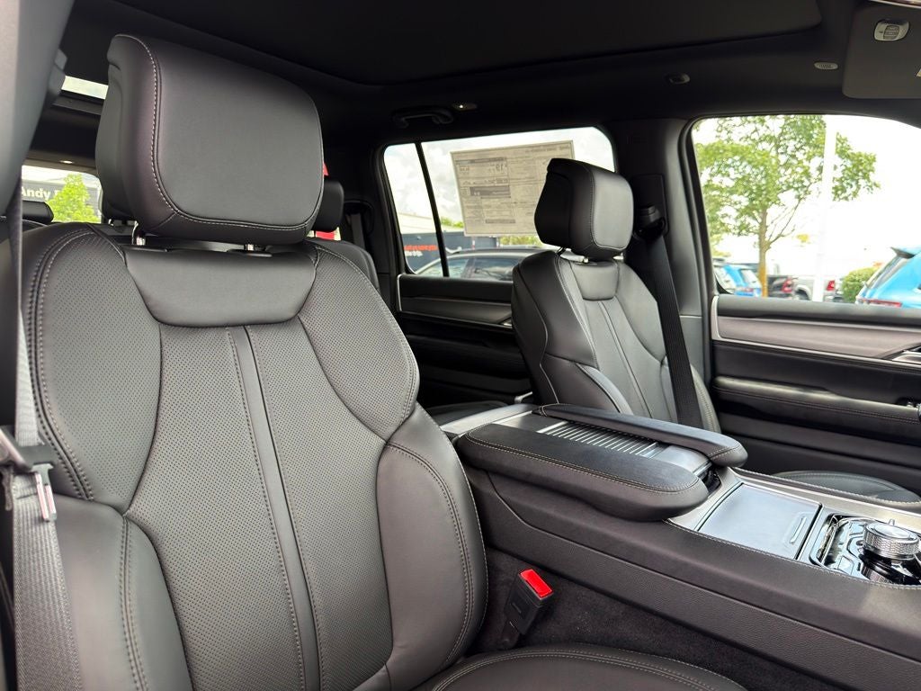 2026 Jeep Grand Wagoneer 4x4