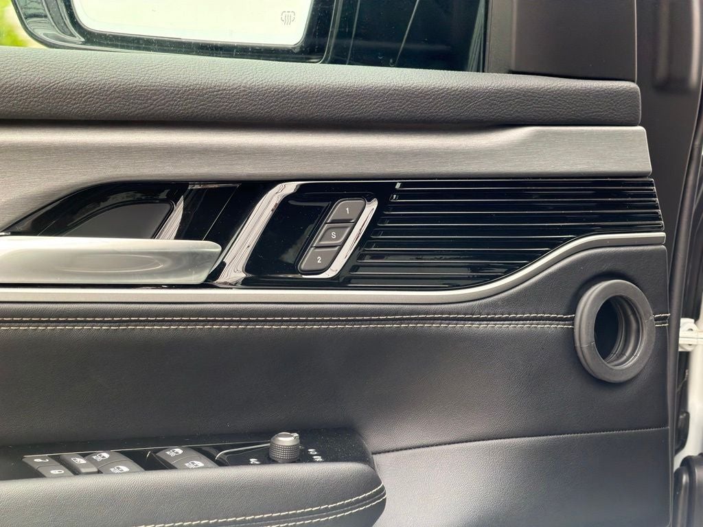 2026 Jeep Grand Wagoneer Limited Reserve