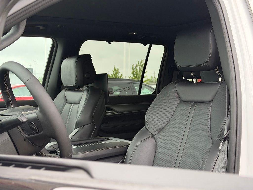2026 Jeep Grand Wagoneer Limited Reserve