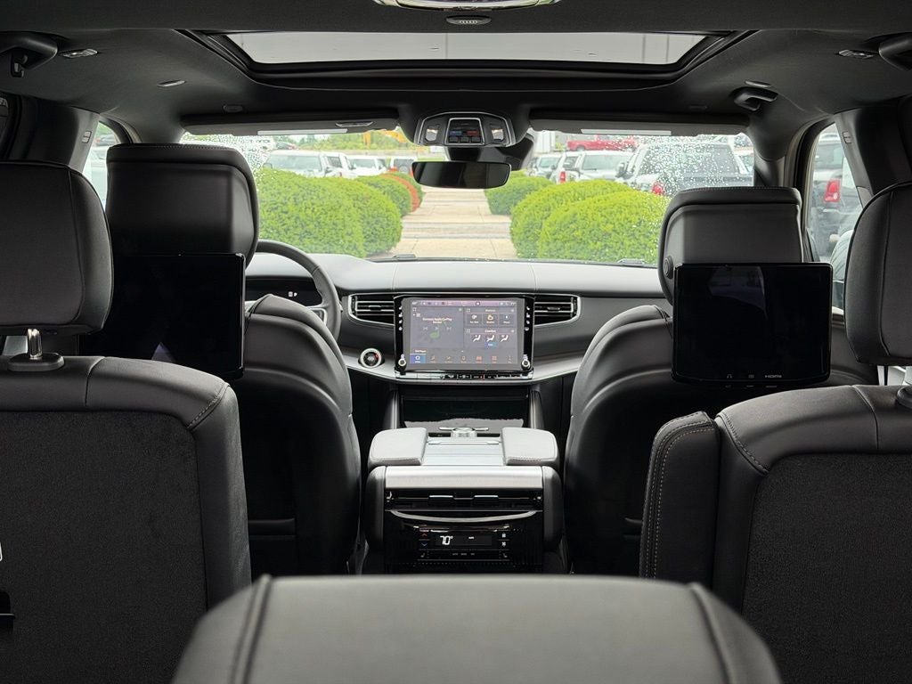 2026 Jeep Grand Wagoneer Limited Reserve