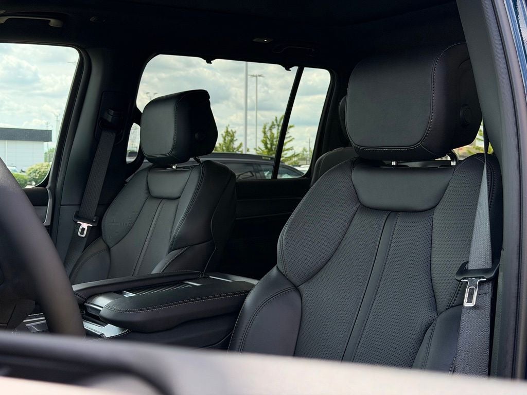 2026 Jeep Grand Wagoneer Limited Reserve