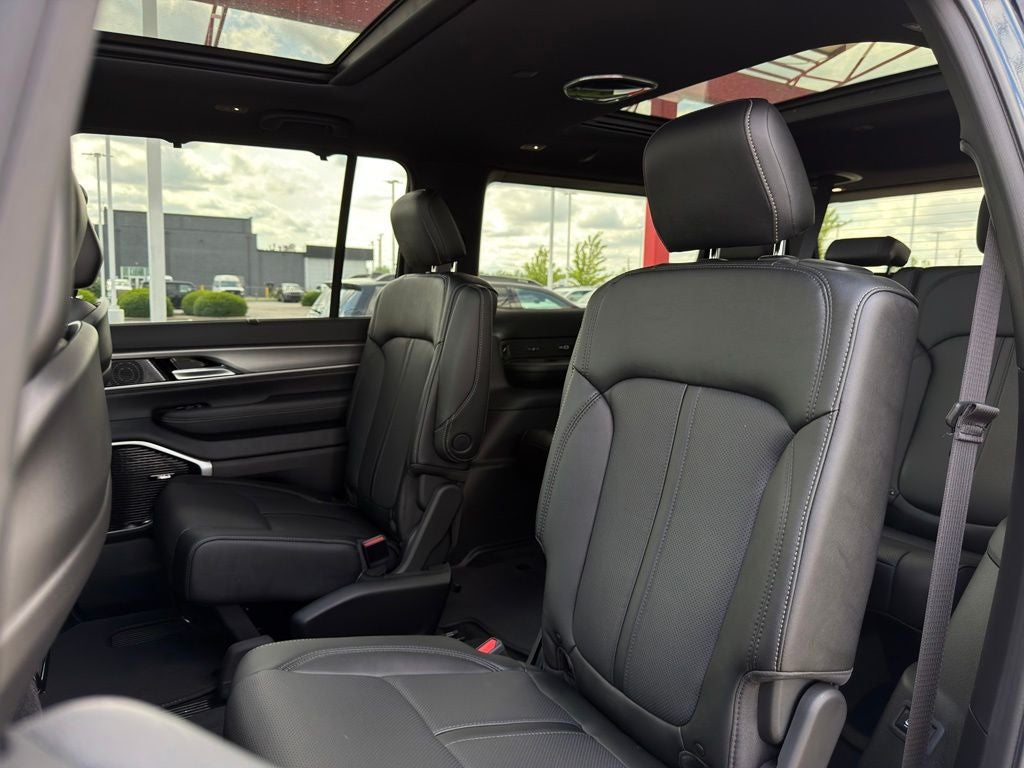 2026 Jeep Grand Wagoneer Limited Reserve