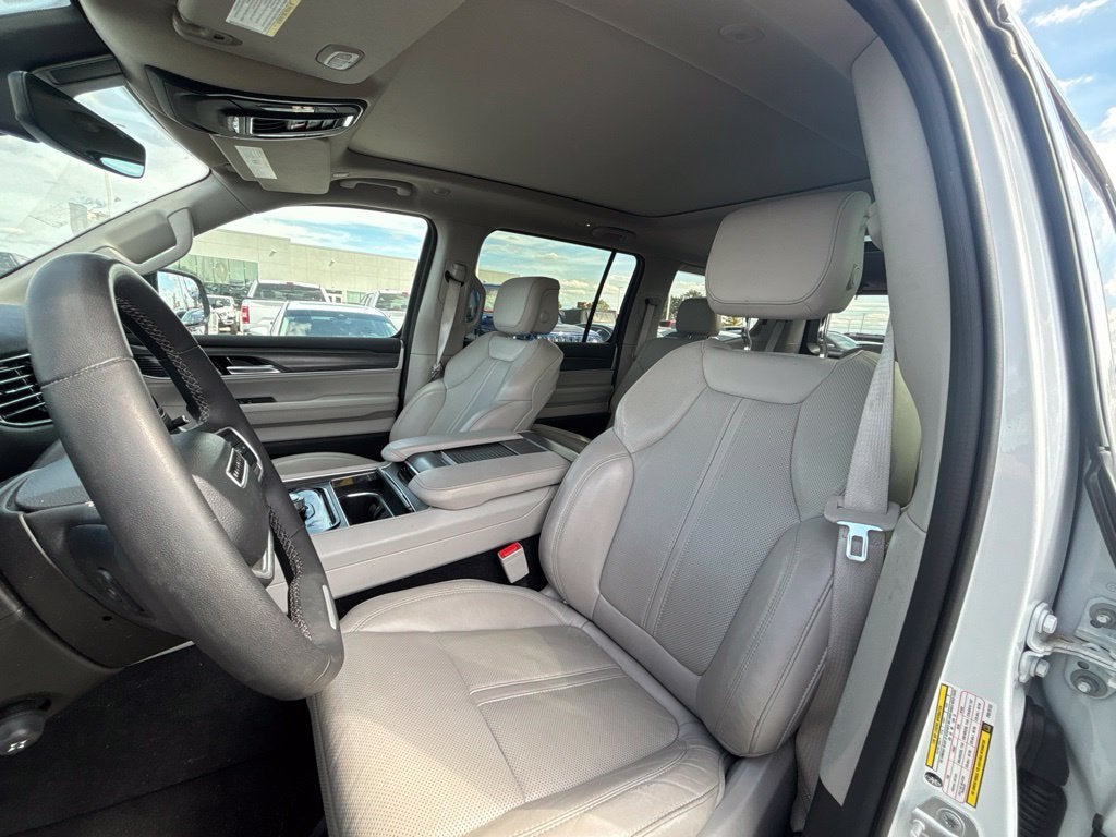 2023 Jeep Wagoneer Series II