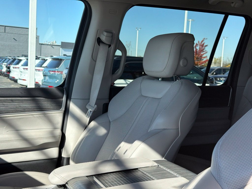 2023 Jeep Wagoneer Series II