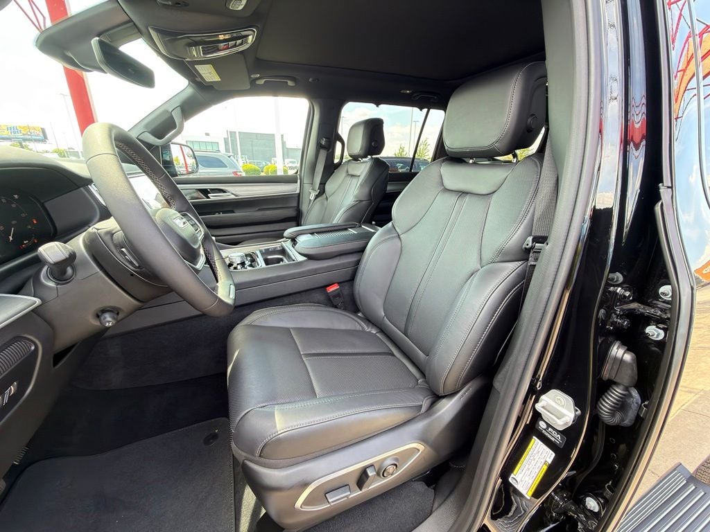 2026 Jeep Grand Wagoneer Limited Reserve
