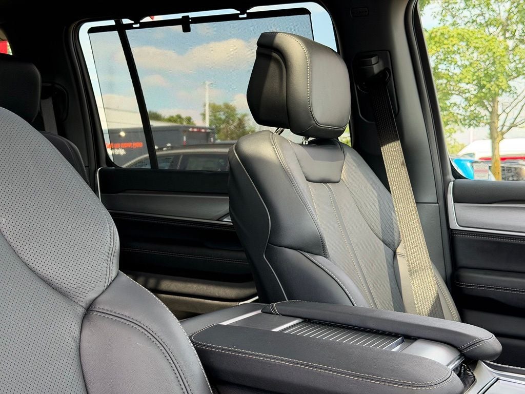 2026 Jeep Grand Wagoneer Limited Reserve