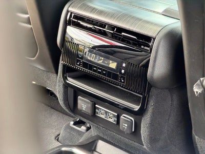 2023 Jeep Wagoneer Series III