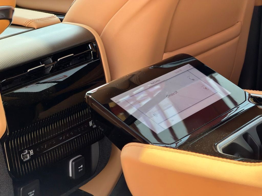 2026 Jeep Grand Wagoneer Summit Reserve