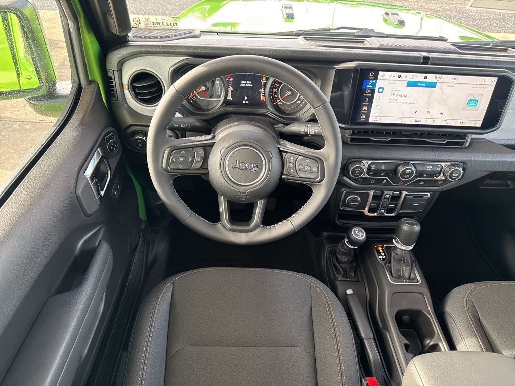 2025 Jeep Gladiator Sport S