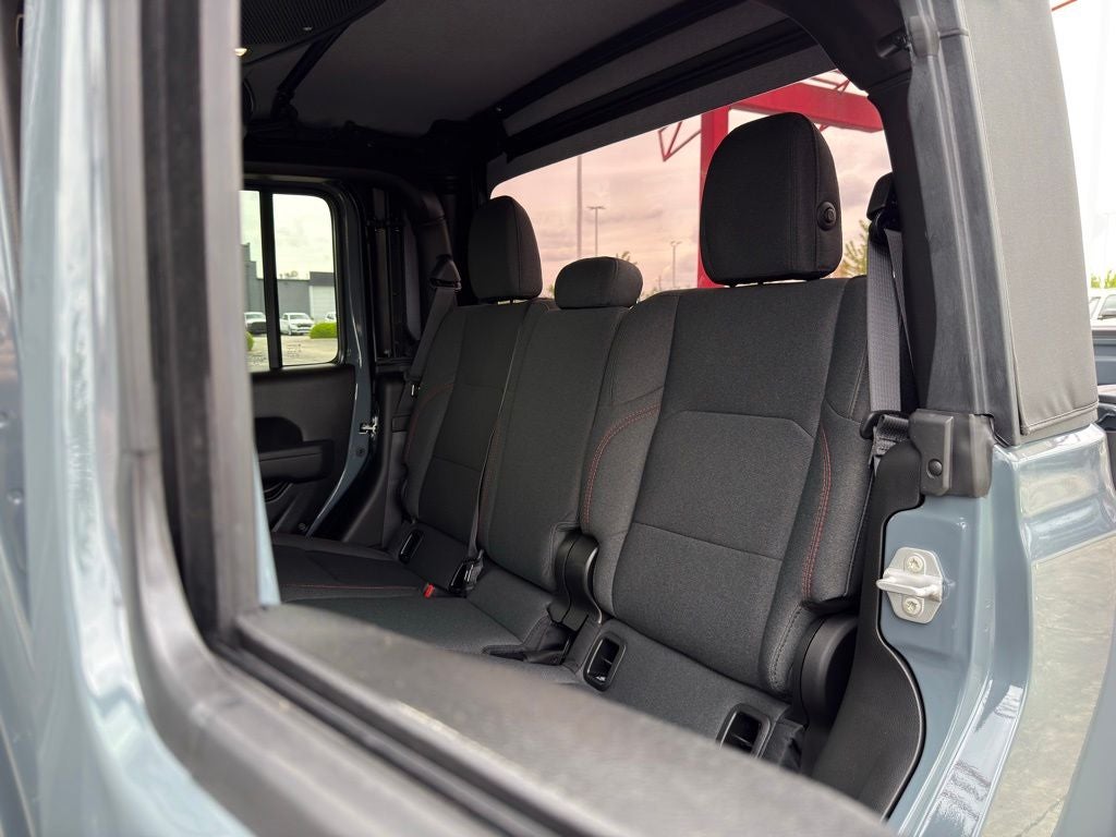 2026 Jeep Gladiator Shadow Ops