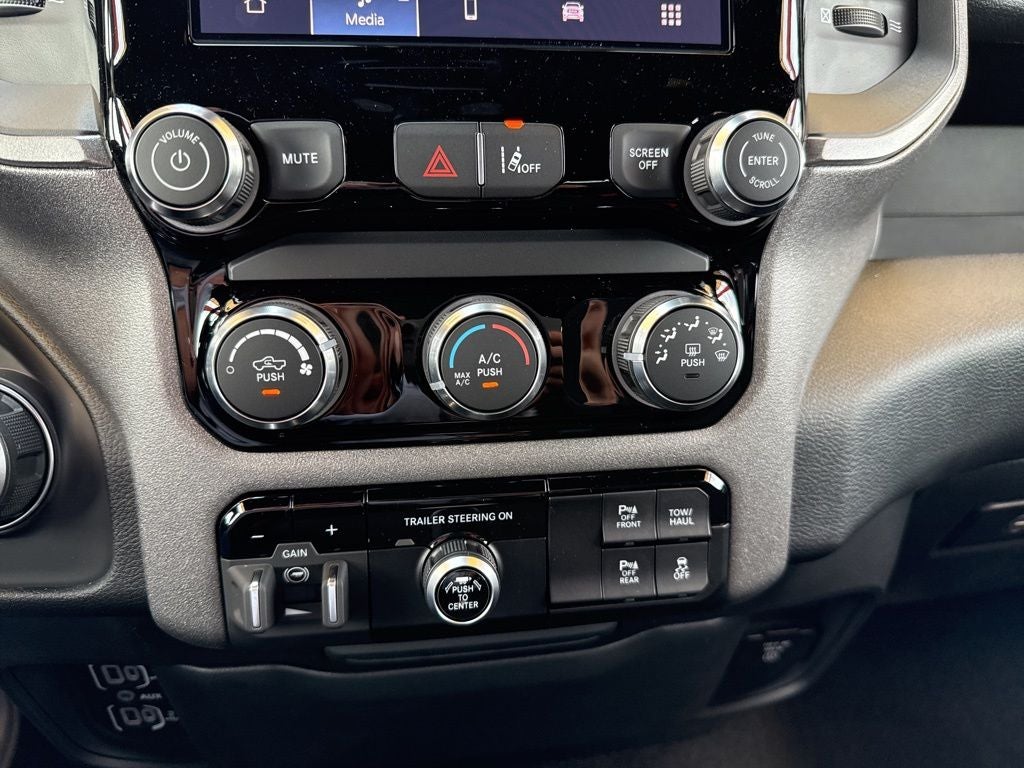 2026 RAM Ram 1500 Tradesman