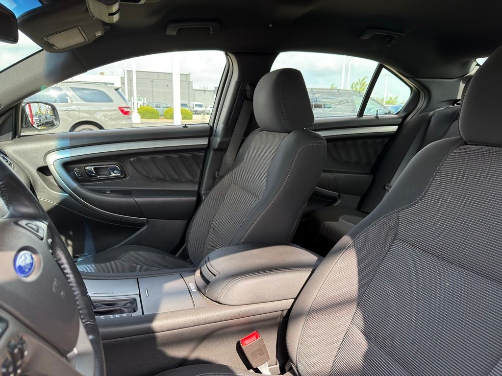 2017 Ford Taurus SEL