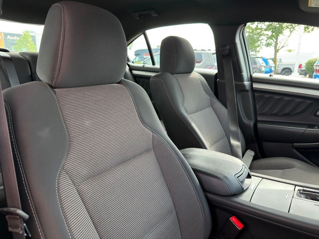 2017 Ford Taurus SEL